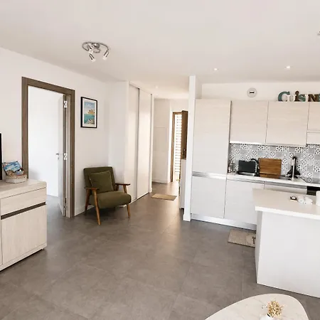 Διαμέρισμα In Porto-vecchio With Pool *